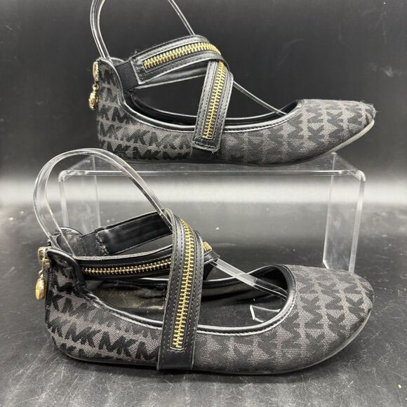 Michael Kors Strappy Zaza Ballet Flats Girls Size 2 Black Logo Designer - Picture 1 of 6